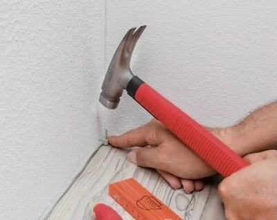 Wiha 42071 Electricians Compact Steel Claw Hammer With Ergonomic Handle 300g 6 Wiha 42071 Electricians Compact Steel Claw Hammer With Ergonomic Handle 300g - Image 4