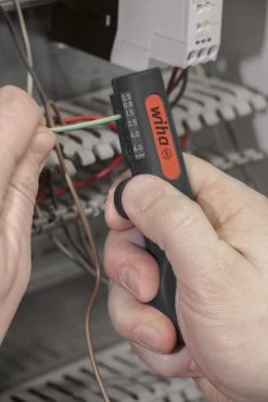 Wiha 44242 Professional Electric Cable Wire Stripper Multi Tool -Professional Hand Tool Store 44242 3