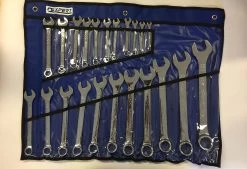 Expert By Facom E110326 22 Piece Metric Combination Spanner Set Supplied In Tool Roll 6-32mm